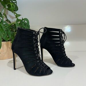 Steve Madden Cyder Black Suede Lace-Up Stiletto Booties Peep Toe Heels | 5.5